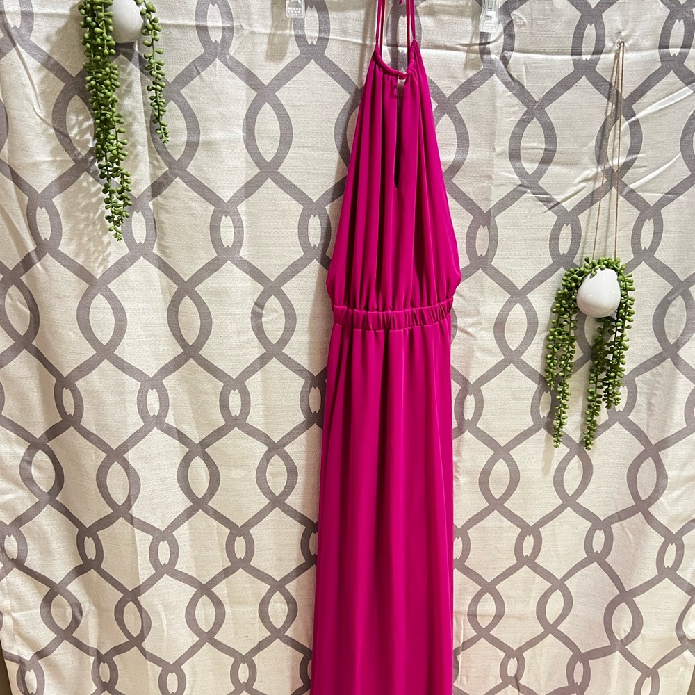 🖤🌺 gorgeous NBW NWT floor length fuchsia gown